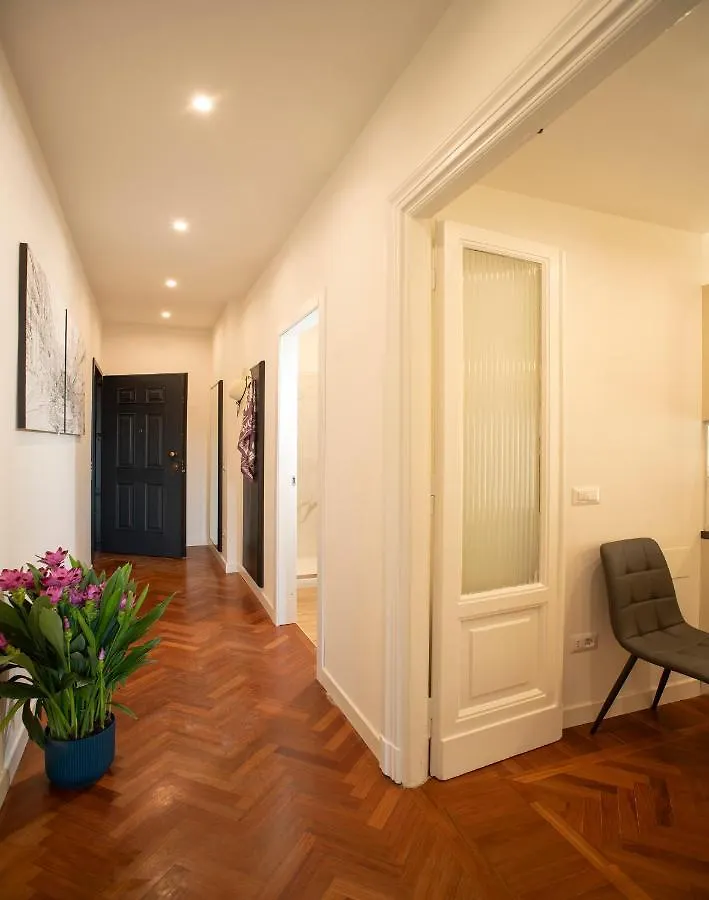 Eleveng Apartment Rome Italy