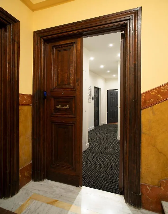Apartamento Eleveng Roma 0*,  Italia